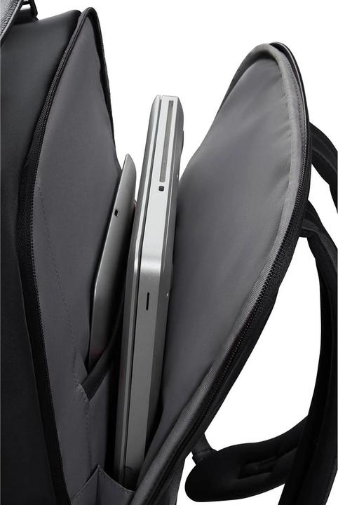 Actual product image Samsonite Karissa Evo Rygsk til Laptop 15.6" | Sort (19.50 l)