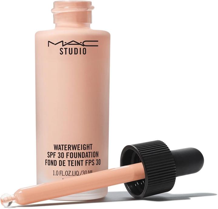 Image du produit MAC Cosmetics Studio Waterweight (NC25)
