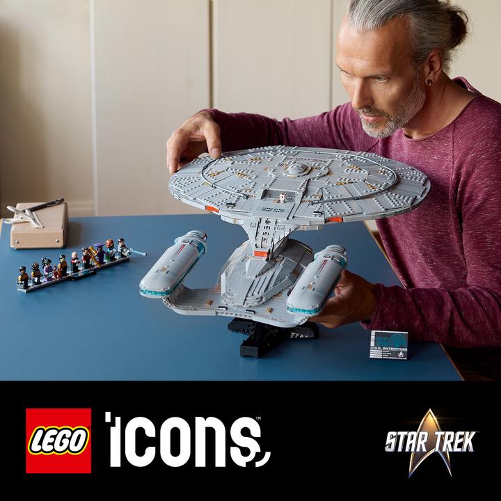 Productafbeelding LEGO Star Trek U.S.S. Enterprise NCC-1701-D (10356, LEGO Icons)