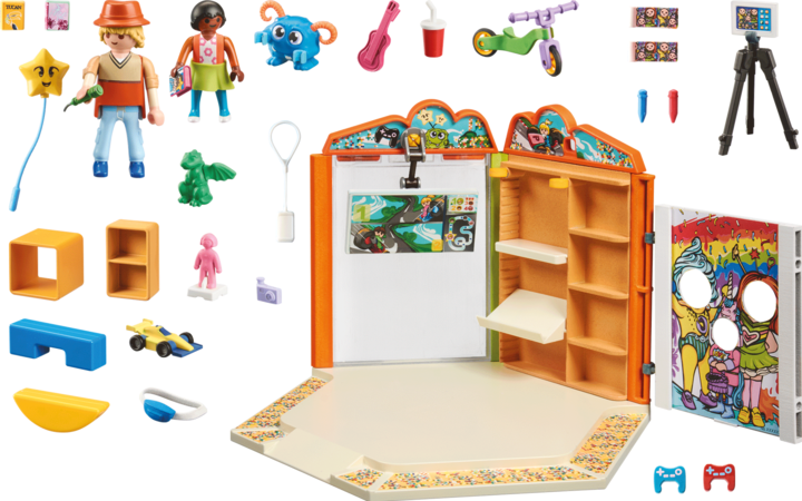 Actual product image Playmobil Toy shop (71536, Playmobil City Life)