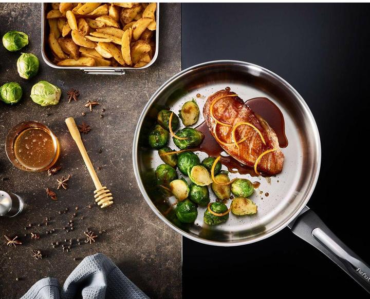 Actual product image Tefal E3010604 (28 cm, Frying pan, Stainless steel)