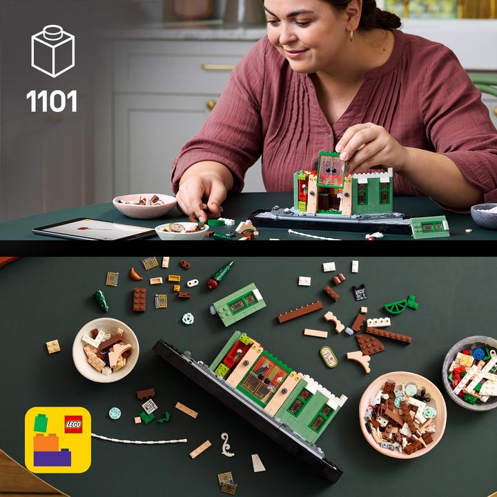 Actual product image LEGO French Café (10362, LEGO Icons)