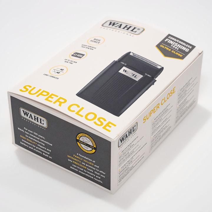 Actual product image Wahl Super Close razor