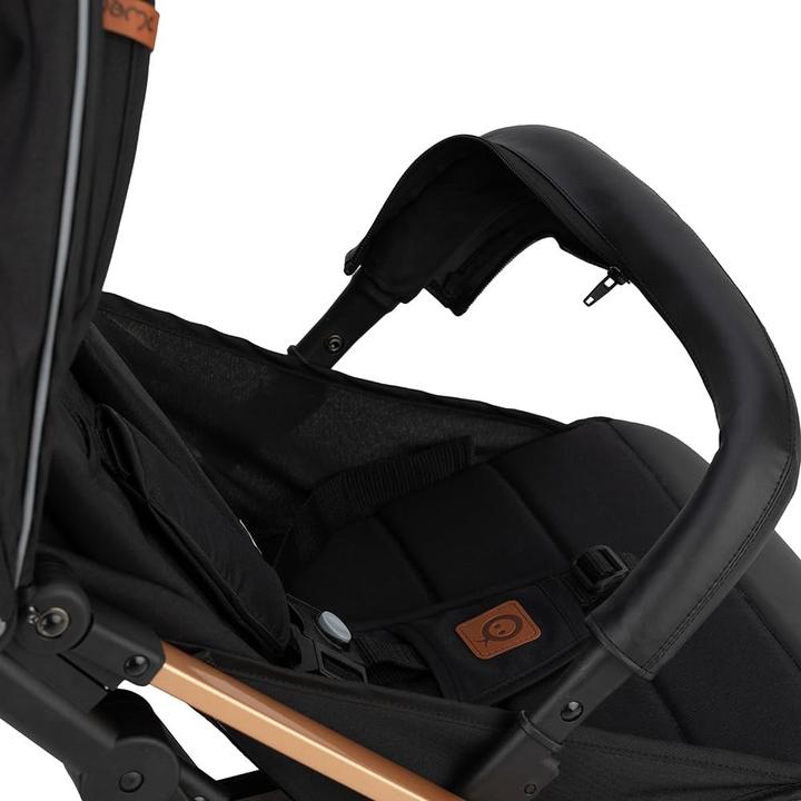 Actual product image MoMi Estelle