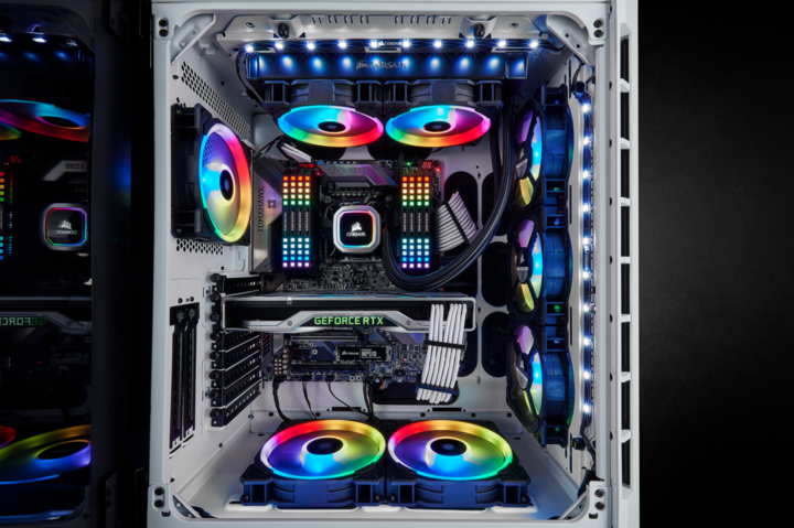 Produktbild Corsair 680X RGB (ATX, mATX, Mini-ITX, E-ATX)