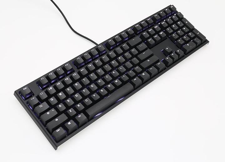 Actual product image Ducky One 2 Backlit PBT (DE, Cable)