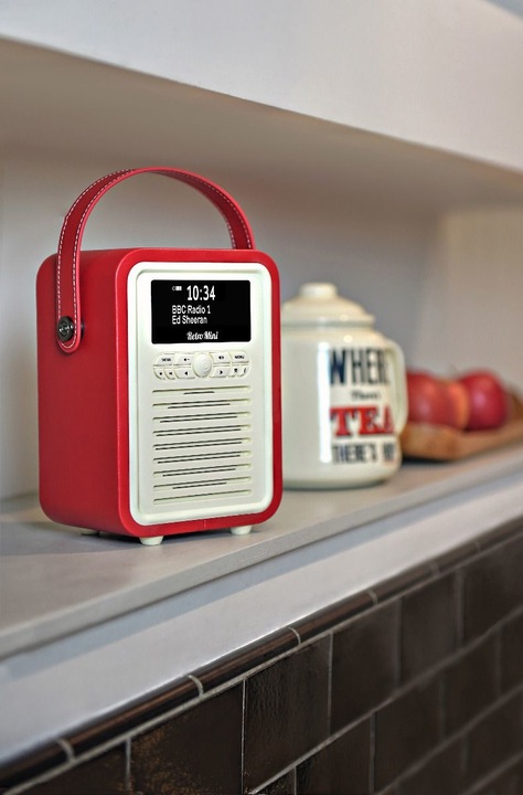 Actual product image View Quest Retro Mini (DAB+, FM, Bluetooth)