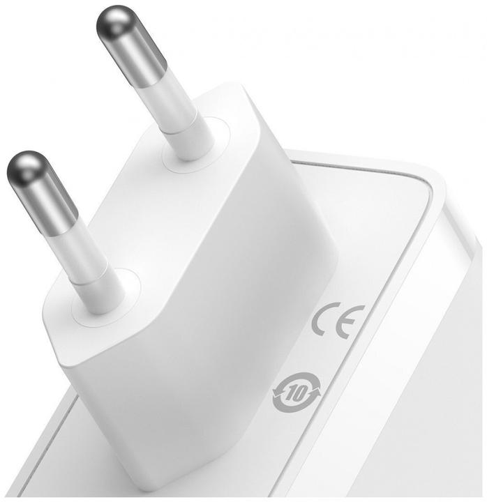 Actual product image Ugreen USB-C PD + USB-A QC 36W Car Charger