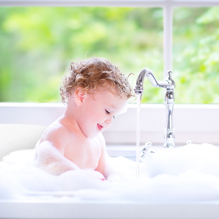 Actual product image Relaxdays Bath Pillow, With 8 Suction Cups (28.5 x 5.5 x 19 cm)