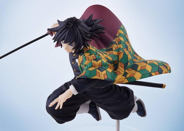 Actual product image Aniplex Statua Demon Slayer Giyu Tomioka Cono Fig 14 cm