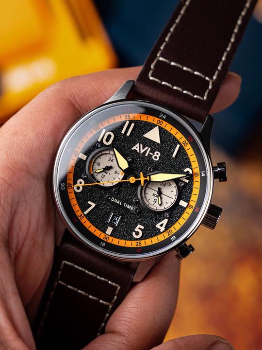 Produktbild AVI-8 AV-4088-07 Hawker Hurricane Dual-Time (Fliegeruhr)