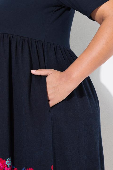 Immagine prodotto Ulla Popken Maxi abito dal taglio svasato con tasche, scollo rettangolare e mezze maniche (54)