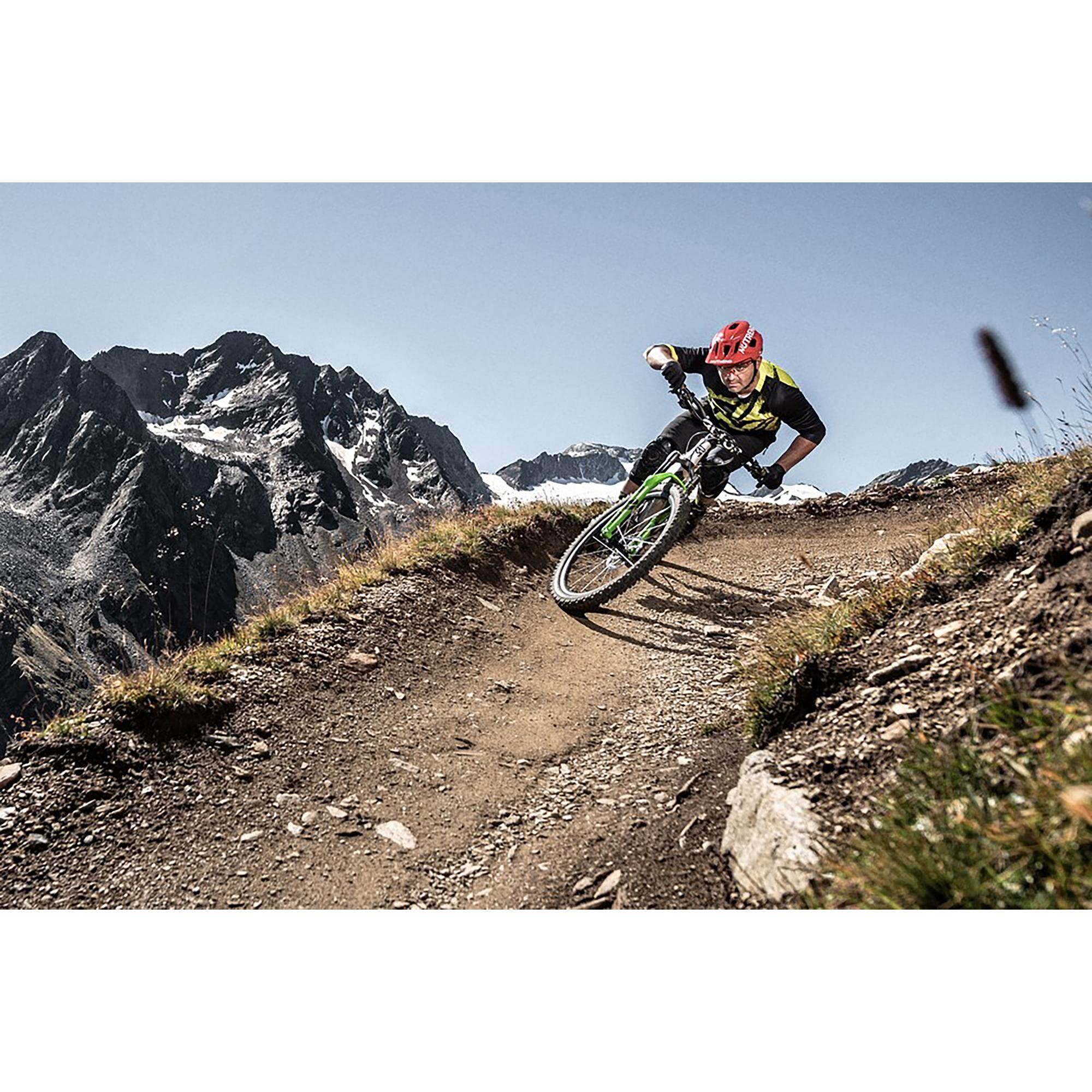 MGA, Veloaufbewahrung