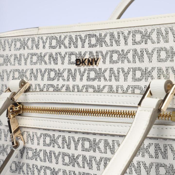 Produktbild DKNY Bryant Ave Handtasche Kunststoff