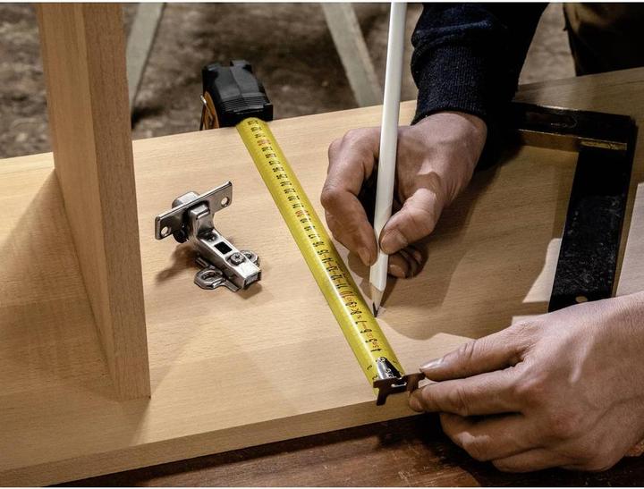 Produktbild Stabila Taschenbandmass BM 300, 10 m, metrische 1000er-Skala (10 m)