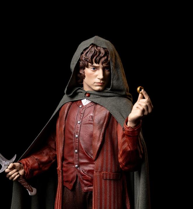 Produktbild Muckle Mannequins Herr der Ringe Life-Size Statue Frodo 152 cm