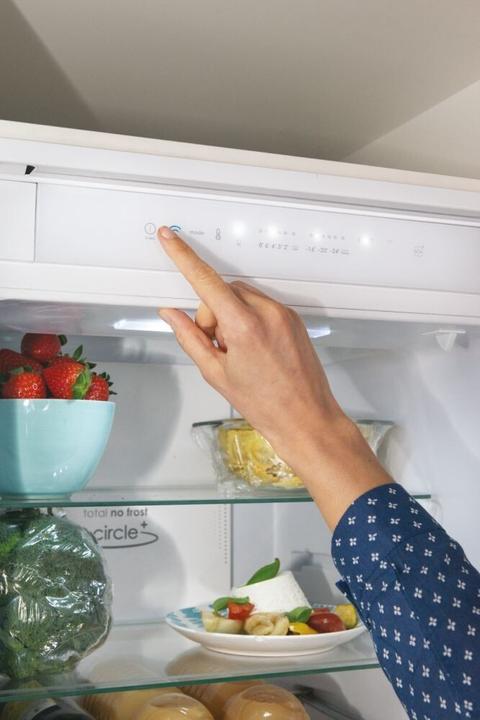 Produktbild Candy Fresco CBT5518EW Kühl- und Gefrierkombination Integriert 248 l E Weiss (248 l)