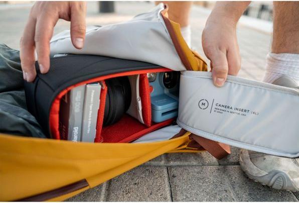 Actual product image Moment Everything Camera Insert 4L - Black (Lens bag, 4 l)