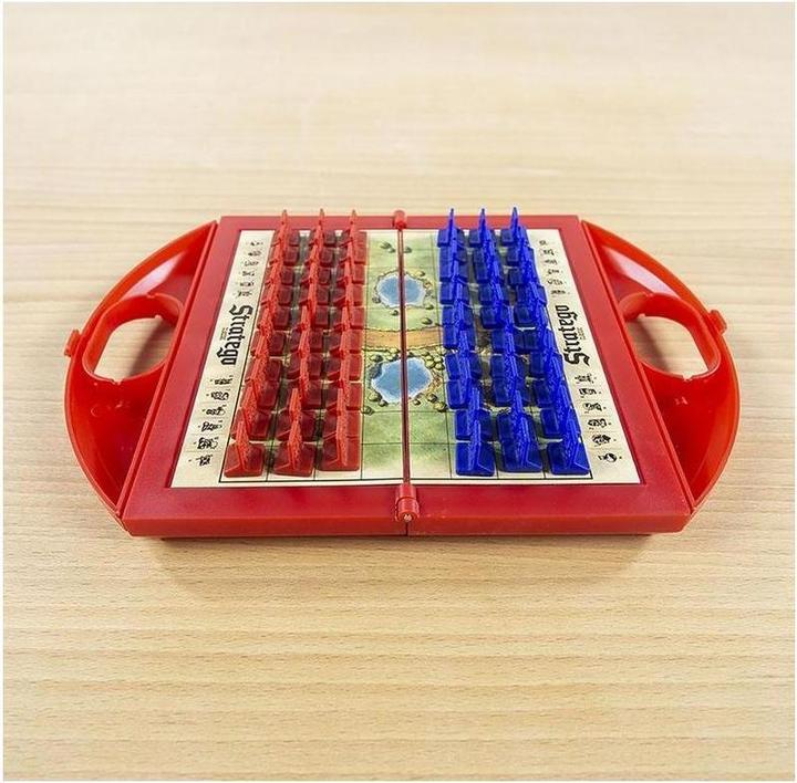 Actual product image Jumbo Stratego Travel (German, French, Italian)