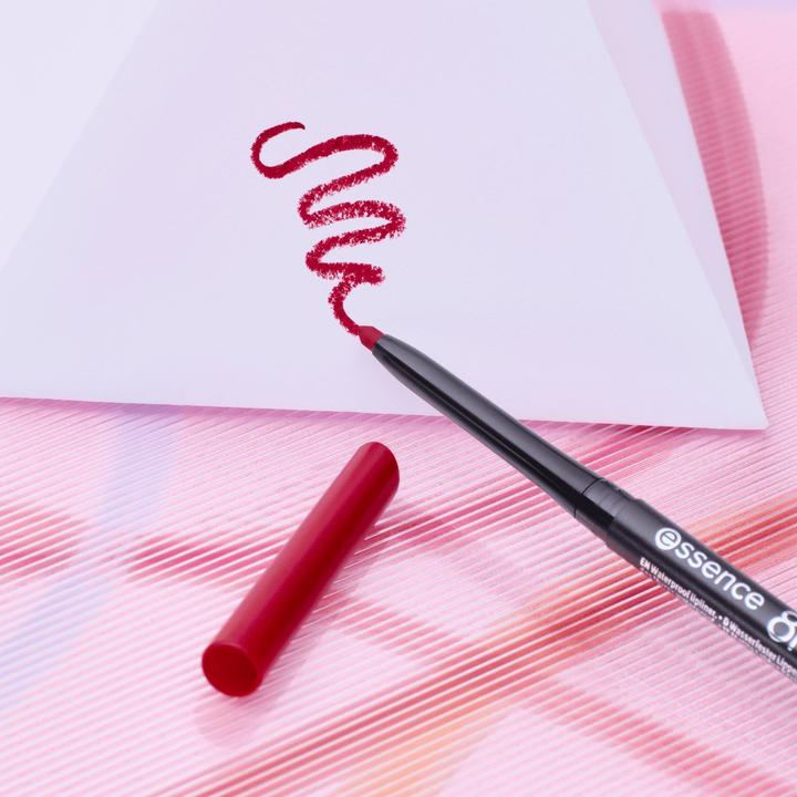 Produktbild essence 8h MATTE comfort lipliner (18 Cherry On Top)