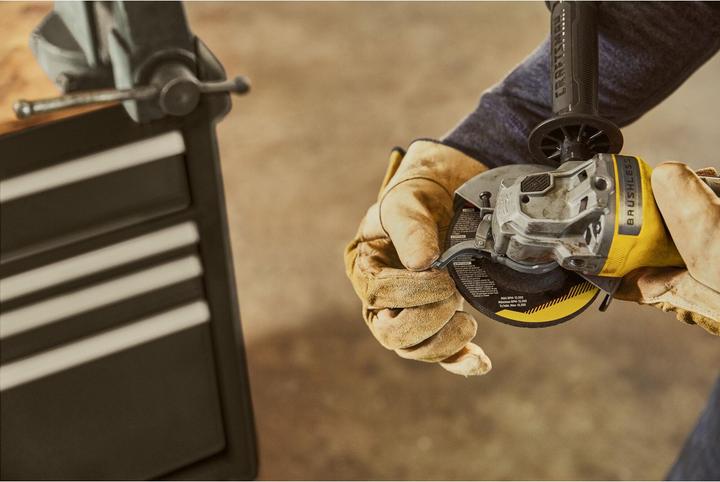 Produktbild Stanley ST-WINKELSCHLEIFER V20 2x4.0Ah 125mm SFMCG700M2K (125 mm)