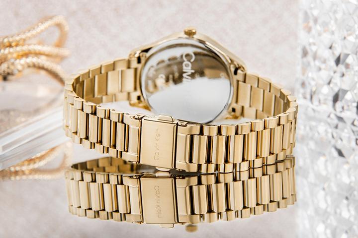 Actual product image Calvin Klein Iconic Armband Damenuhr 25200043 + BOX (Analogue wristwatch, 35 mm)