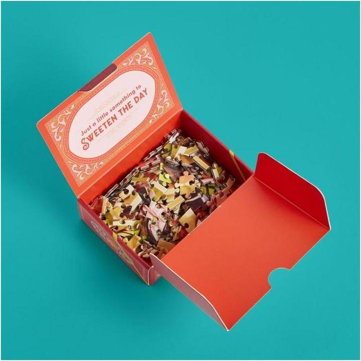 Produktbild Abrams & Chronicle A Little Something Chocolate: 150-Piece Mini Puzzle (150 Teile)