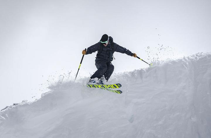 Actual product image Black Crows Atris (178.40 cm, Without binding)