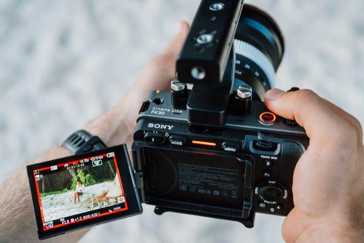Produktbild Sony FX30 Cinema Line Handle Kit (26 Mpx, 120p)