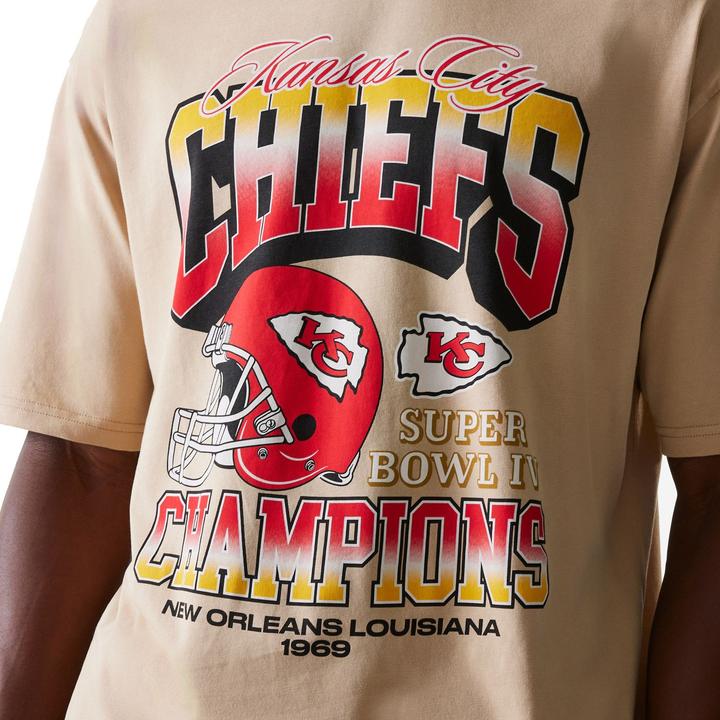 Actual product image New Era Oversized Shirt - NFL Kansas City Chiefs - S (S)