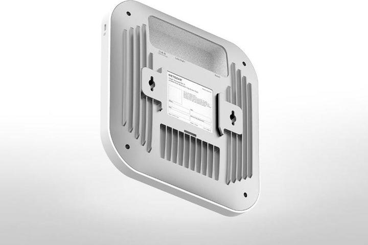 Actual product image Netgear WAX620 (2400 Mbit/s)