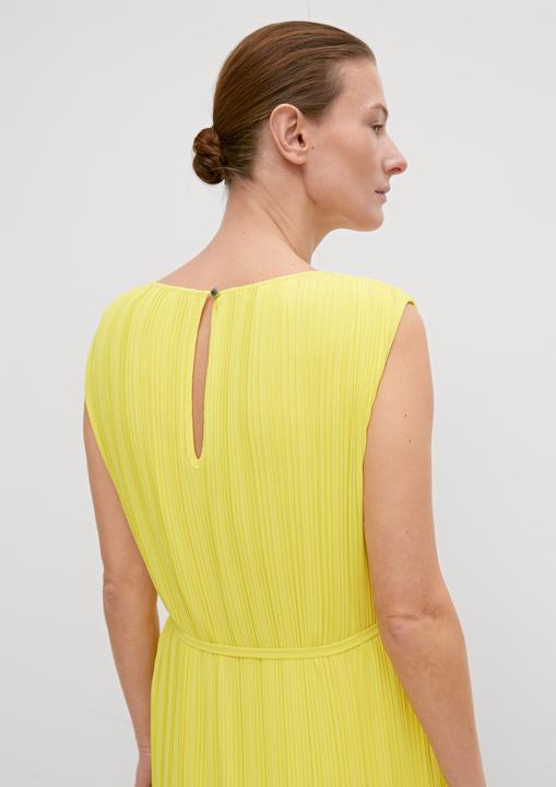 Produktbild Comma Kleid Maxi-Kleid mit Plisseefalten (36)