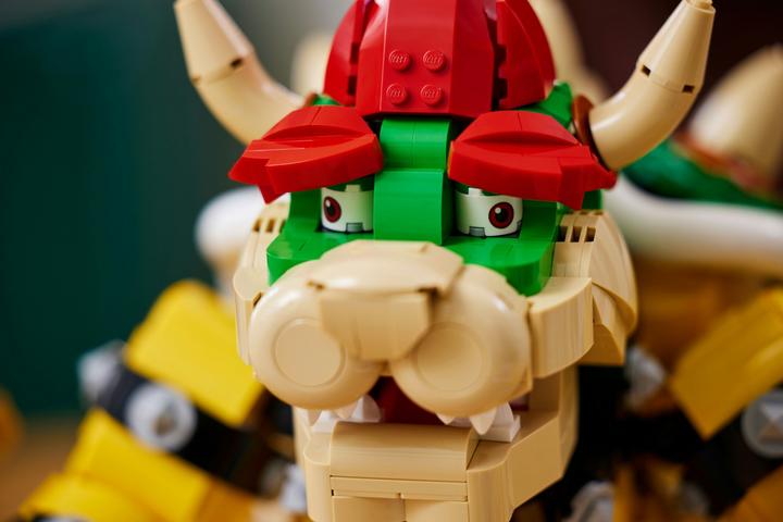 Actual product image LEGO The mighty Bowser (71411, LEGO Super Mario)