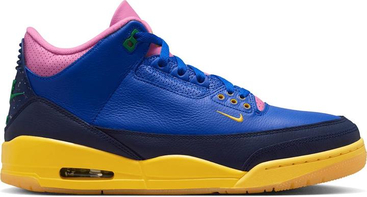 Produktbild Jordan 3 Retro Brazil (41)