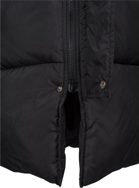 Actual product image Urban Classics UC Curvy Ladies Oversize Faux Fur Puffer Coat (L)