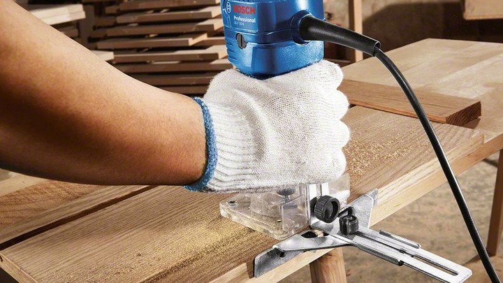 Productafbeelding Bosch Professional Bosch kantenfrees GLF 55-6 Professionele laminaatfrees 550W 230V 06016A0000