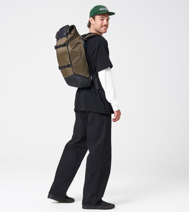 Immagine prodotto Aevor Pacchetto di viaggio a prova di oro oliva (33 l)