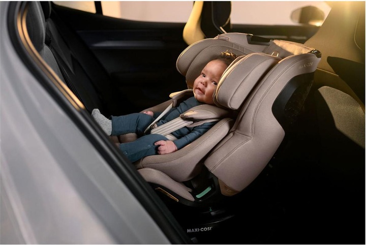Actual product image Maxi-Cosi MC Emerald (Reboarder, ECE R129/i-Size Standard)