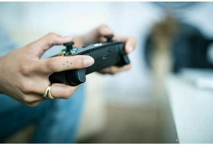 Immagine prodotto Microsoft Controller wireless (Android, iOS, PC, Xbox One S, Xbox One X, Xbox Series S, Xbox Series X)