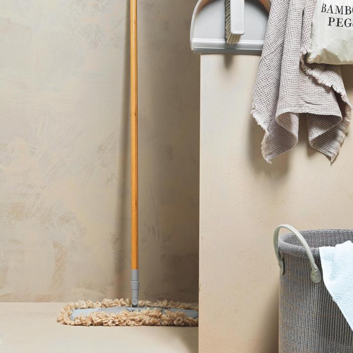 Actual product image Salter LASAL71441WEU7 WARM FLUFFY FLAT broom - Gray - FSC 100% (1 pcs.)