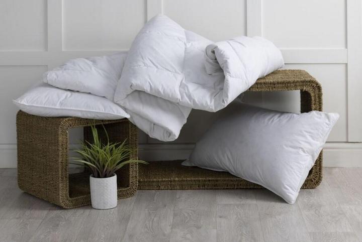 Produktbild Belledorm Kopfkissen Hotel Suite (75 x 48 cm)