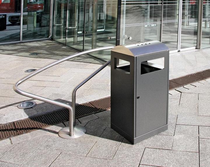 Actual product image Waste collector with ashtray, capacity 90 l, charcoal. (90 l)