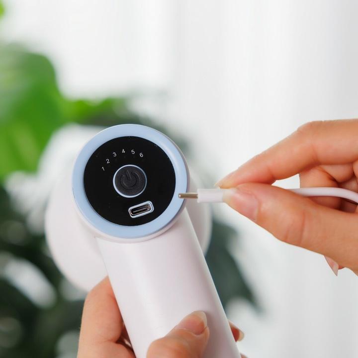Actual product image InnovaGoods 6 in 1 CellyGun anti-cellulite massage gun (6 Steps, 100 min)