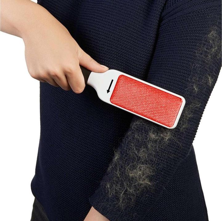 Actual product image OXO Lint Remover Brush