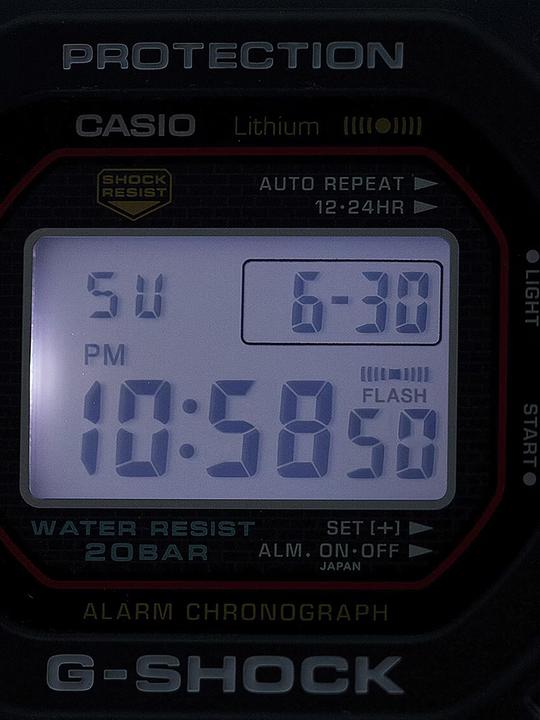 Actual product image Casio DW-5000R-1AER (Chronograph, 42.30 mm)