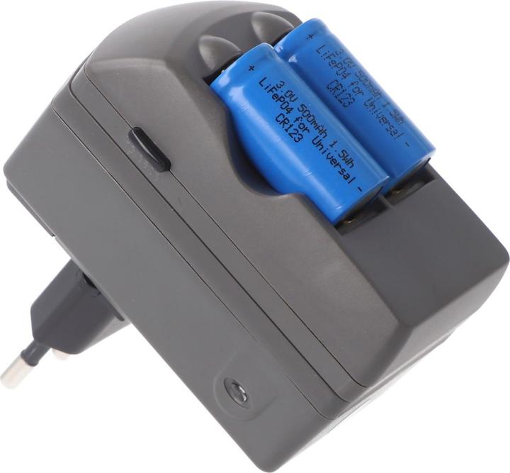 Actual product image AccuCell CR123A 2-fold charger including 2 pieces Li-ion batteries CR123A (2 pcs., CR123A, 500 mAh, Battery + charger)