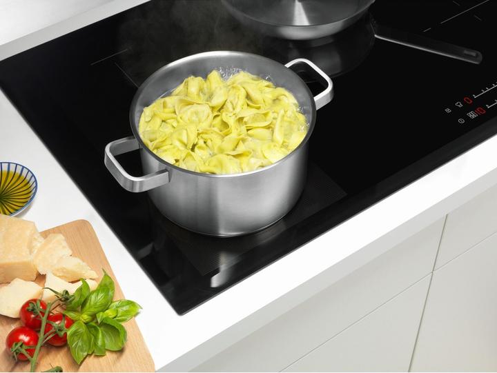 Actual product image Electrolux E3SS (24 cm, Frying pan, Stainless steel)