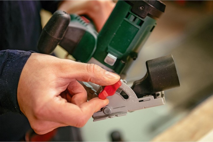 Productafbeelding Bosch Home & Garden UniversalCirc 12