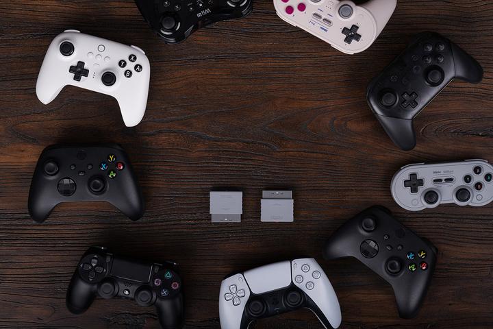 Produktbild 8bitdo Retro Receiver PS1/PS2 (PS2, Playstation Classic, PC)