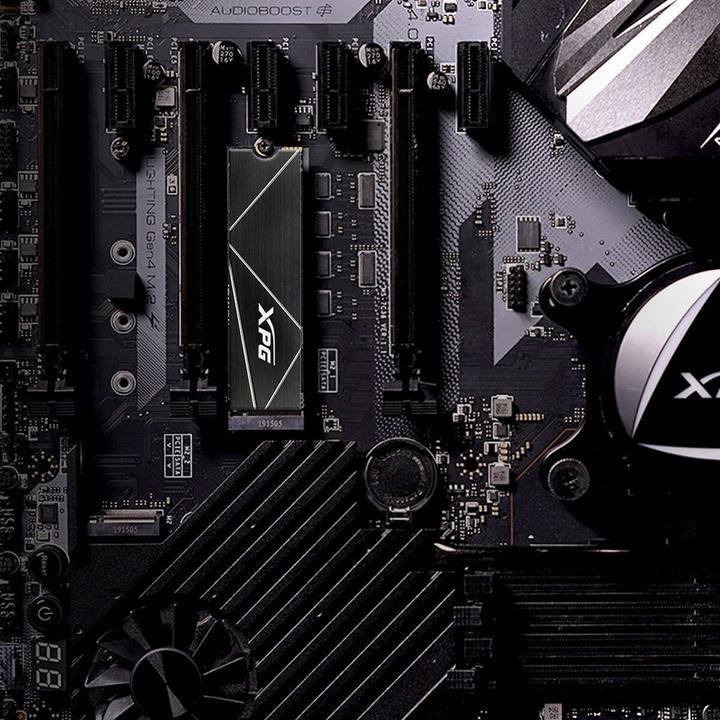 Immagine prodotto Adata XPG Gammix S70 Blade (512 GB, M.2 2280)